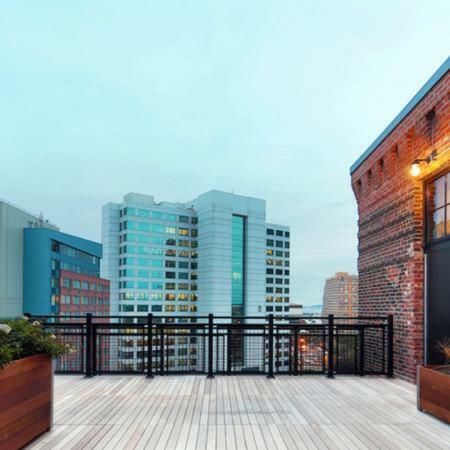 泽西Deedee'S Industrial Lofts公寓式酒店 外观 照片